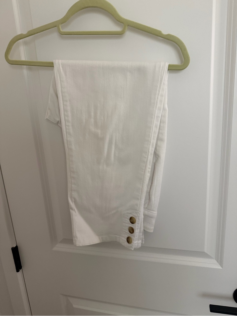 Charter Club White Cropped Button-Hem Pants